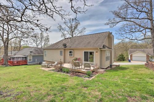 Osage Beach House | Less Than 1 Mi to Marina Family-Friendly Osage Beach Home