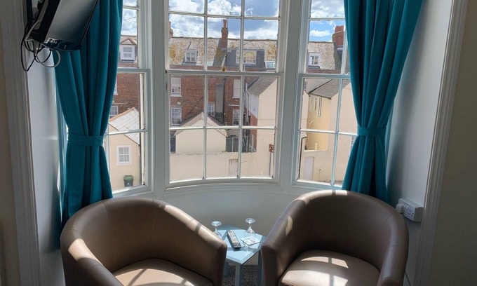 Weymouth House | Letchworth Guest House