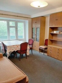 Dniprovs'kyi District Bed & Breakfast | Levoberegna Station House in Київ