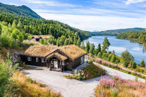 B House | Libehi Panorama