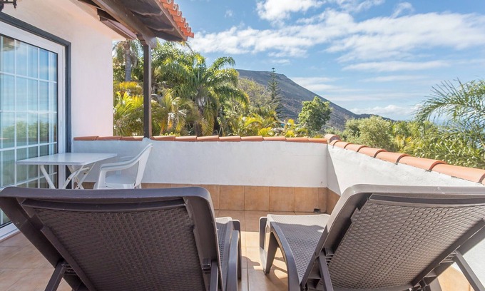 Los Quemados Apartment | Lightbooking Colon I Fuencaliente vistas al mar 9 deluxe