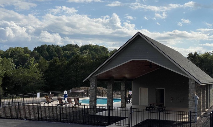 Dandridge House | Like New Lake & Mountain View Serenity from every room in the house!