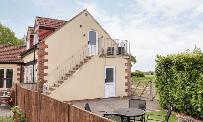 Low Catton Cottage | LILLING GREEN, with a garden in Strensall