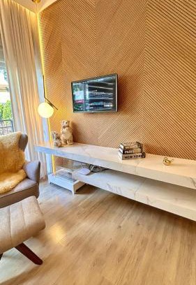 Carniel Apartment | Lindo e Moderno frente p jardim e piscina aquecida