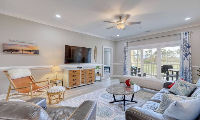 Garden City Condo | Links And Shore: 4 BR, 3 BA Condominium in Garden City, Sleeps 12