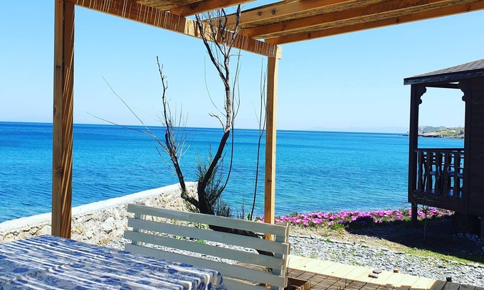 Karaburun Hotel | Lipsos Hotel Ata's Place