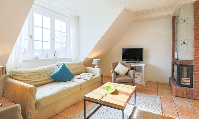 Wenningstedt-Braderup Apartment | Lisbeth Hus in the plant Ameland