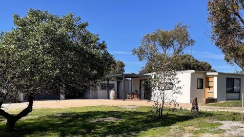Lake Wangary House | Little Douglas Holiday Shack - A Rare Opportunity To Rent A Property In This Idyllic Coastal Community