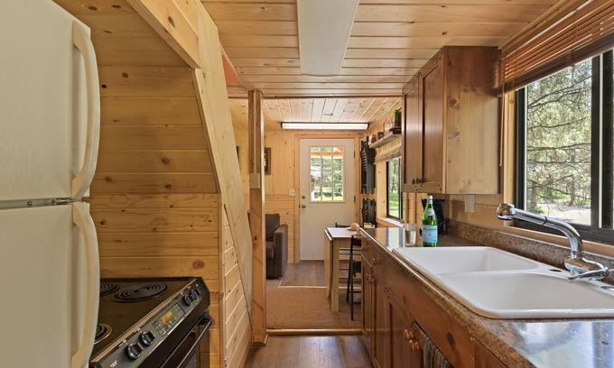 Island Park Villa | Little Fox