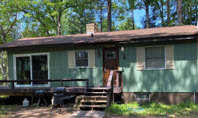 Irons House | Little Manistee River Cabin