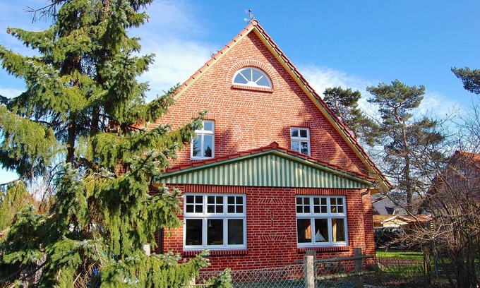 Ostseebad Prerow House | Live like a captain in an exclusive brick house by the Darßwald forest