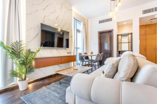 Ras Al Khaimah Apartment | Live wondering timeless Mangroves of RAK