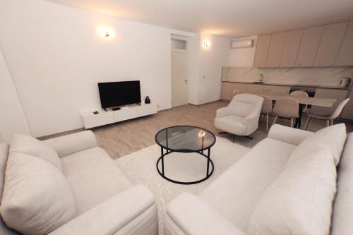 Prizren Apartment | Livinn Apartments-Deluxe Apartment