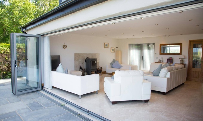 Newport Cottage | Llys-y-Gwynt, Newport