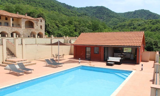 Saint-Laurent-de-Cerdans Villa | Lo Boix: Le Mas and Le Canigou