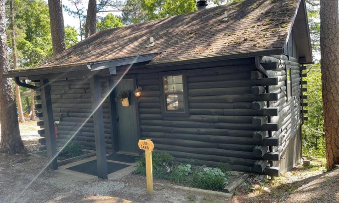 Eureka Springs House | Loblolly Pines Adventure Log Cabin