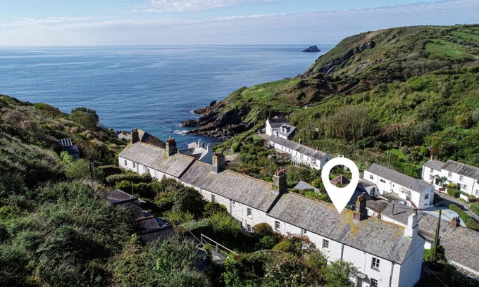 Portloe Cottage | Lobster Pot, Portloe, views of the village and sea