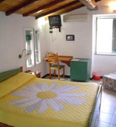 Riomaggiore Hotel | Locanda Ca Dei Duxi