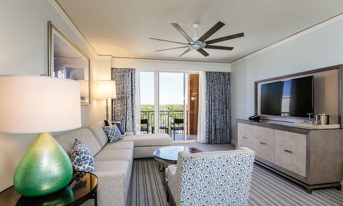 Key Biscayne Hotel | Located at Ritz-Carlton Key Biscayne 5 Star Oceanfront Resort One Bedroom Suite