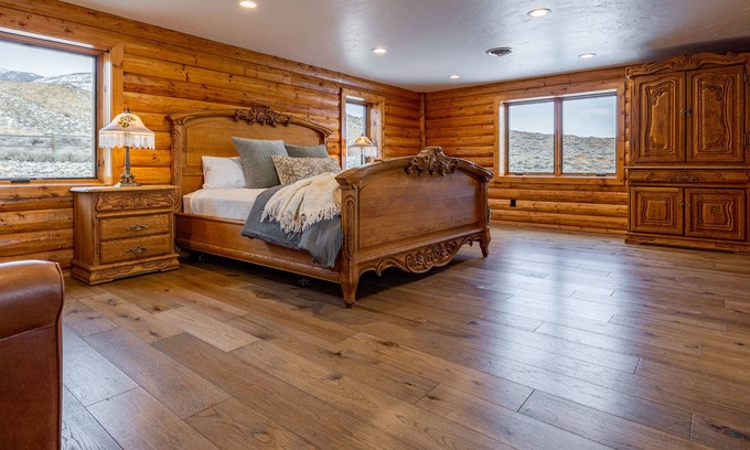 Clark House | Located at the base of the Beartooth Mountains, Beautiful Views!