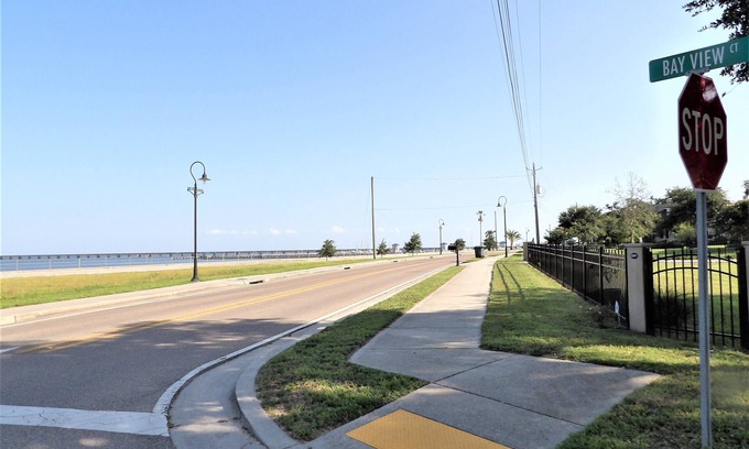 Old Town House | Location! 1/2 Block to Beach and 4 Blocks to MAIN STREET! Great Quiet Location!