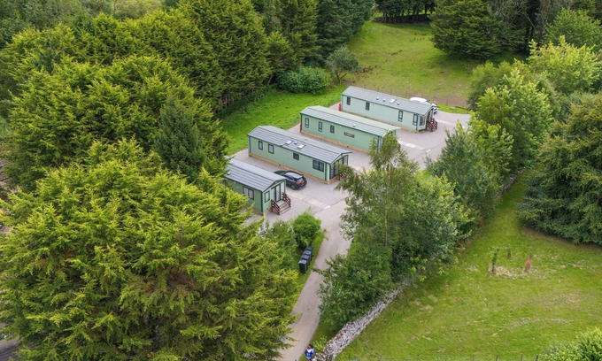 Meathop Cottage | LODGE 4, family friendly, with a garden in Silverdale