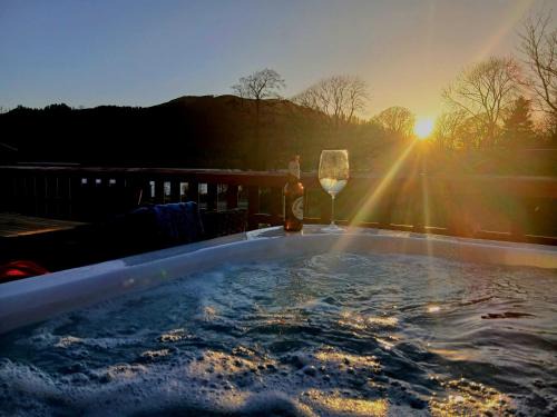 Bassenthwaite House | Lodge by the Lake - Lake District - Hot Tub