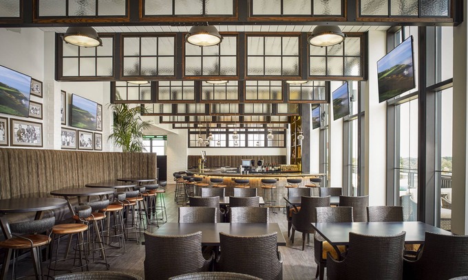 Ashwaubenon Hotel | Lodge Kohler