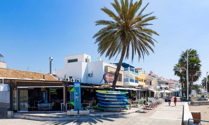 Pedregalejo Apartment | Lodging