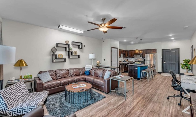 Lawrence Condo | Loft 207- Modern Condo with Rooftop Terrace Access