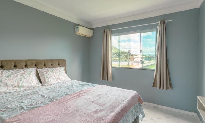 Rio Caveiras Apartment | Loft com otima localizacao, Wi-Fi e ar-condicionado