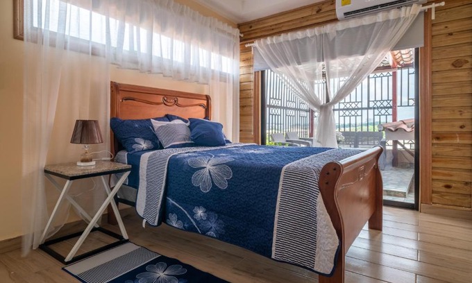 Ciudad Modelo Mirador Norte Apartment | Loft con terraza en Santo Domingo