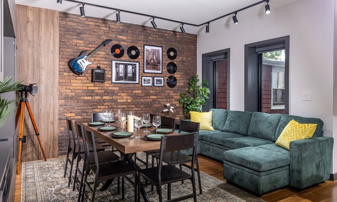 Somerville Apartment | Loft Condo Free Parking/MIT/Harvard/TD Garden