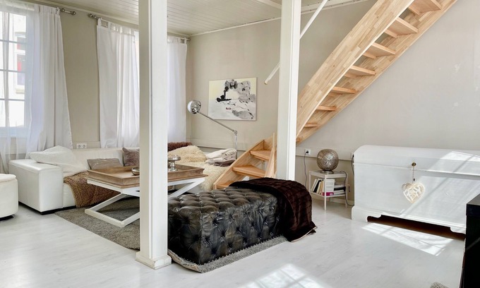 Zentrum House | LOFT IN HUSUM IN THE HEART OF HUSUM, renovated 125 sqm house in historic old town