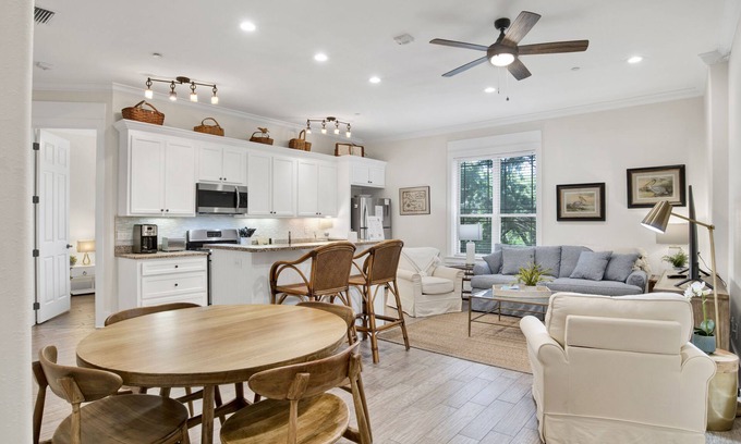 Fairhope Condo | Lofts On Bancroft Suite B4, Luxury Condo Downtown.