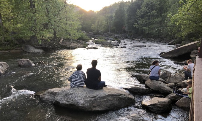 Mill Spring Cabin | Log Cabin Hidden on Lake Adger near Lake Lure