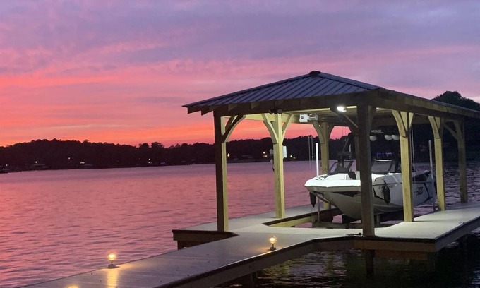 Cropwell House | Logan Martin Lake "Let's Get Away"