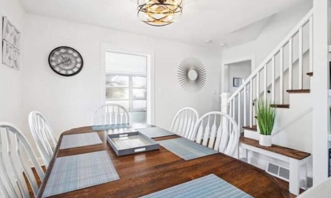 Frederick House | Logan's House - convenient, clean, comfortable & safe. Free EV charger onsite!