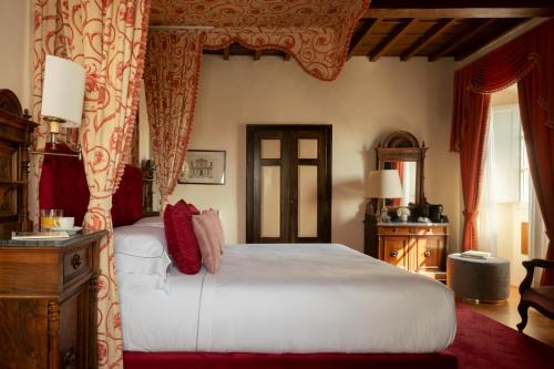 Santissima Annunziata Hotel | Loggiato Dei Serviti