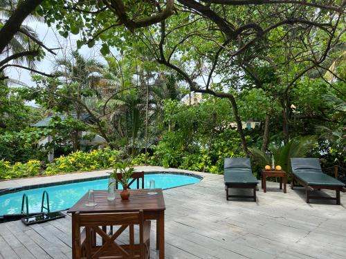 Wadduwa Villa | Lohas Beach Resort Villa