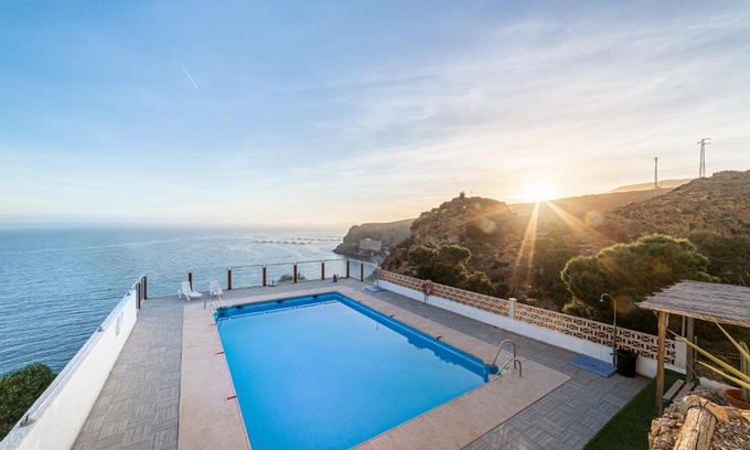 La Garrofa Apartment | Los acantilados