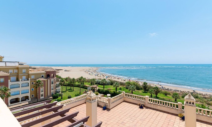 Ayamonte Apartment | Los Cisnes Penthouse - Haraganes Beach HLHC146P86