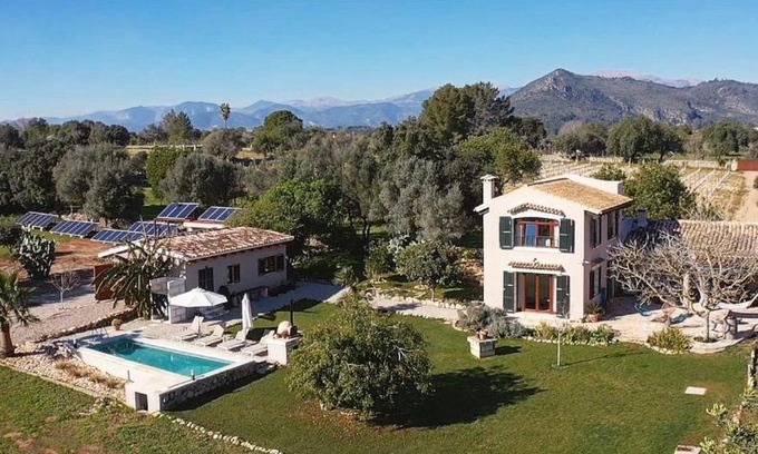 Inca Ski Chalet | Los Dos Caballeros Winery & Vacation Rental