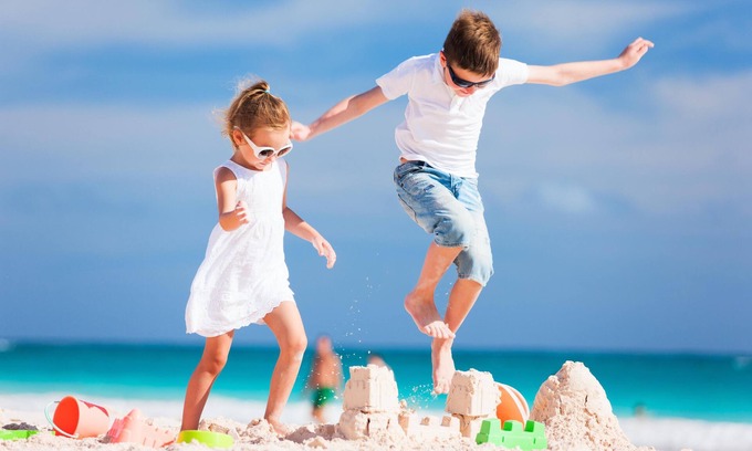 Felixstowe House | Lovely 4 berth holiday home at Felixstowe Beach Holiday Park ref 55008YC