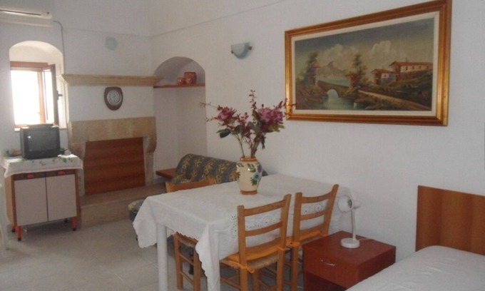 Peschici Apartment | Lovely air-conditioned apartment in the heart of Peschici