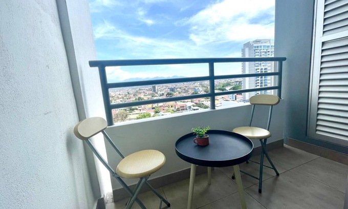 San Francisco Apartment | Lovely Apartment in San Pedro - close to the city center