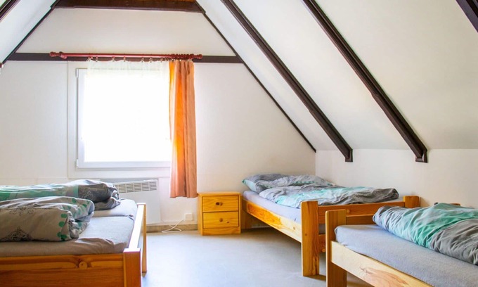 Hradec Kralove House | Lovely apartment in villa for 12 people with WIFI, TV, patio and pets allowed