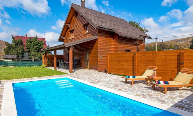 Mrkopalj House | Lovely home in Tuk Vojni