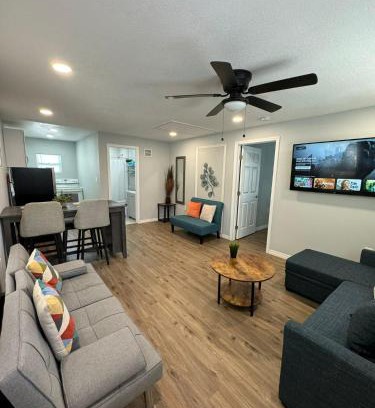 St. Petersburg - Clearwater Apartment | Lovely unit central location