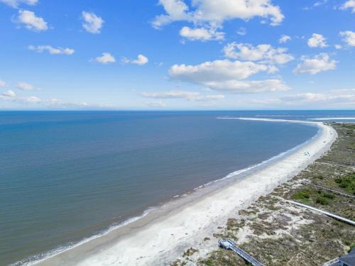 Saint Helena Island House | Lowcountry State of Mind luxury beach getaway located on Harbor Island, South Carolina